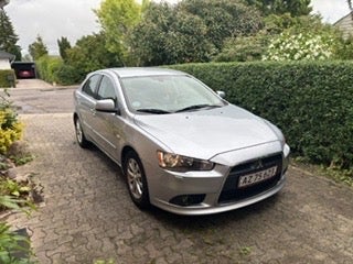 Mitsubishi Lancer 1,6 Invite SportBack 5d
