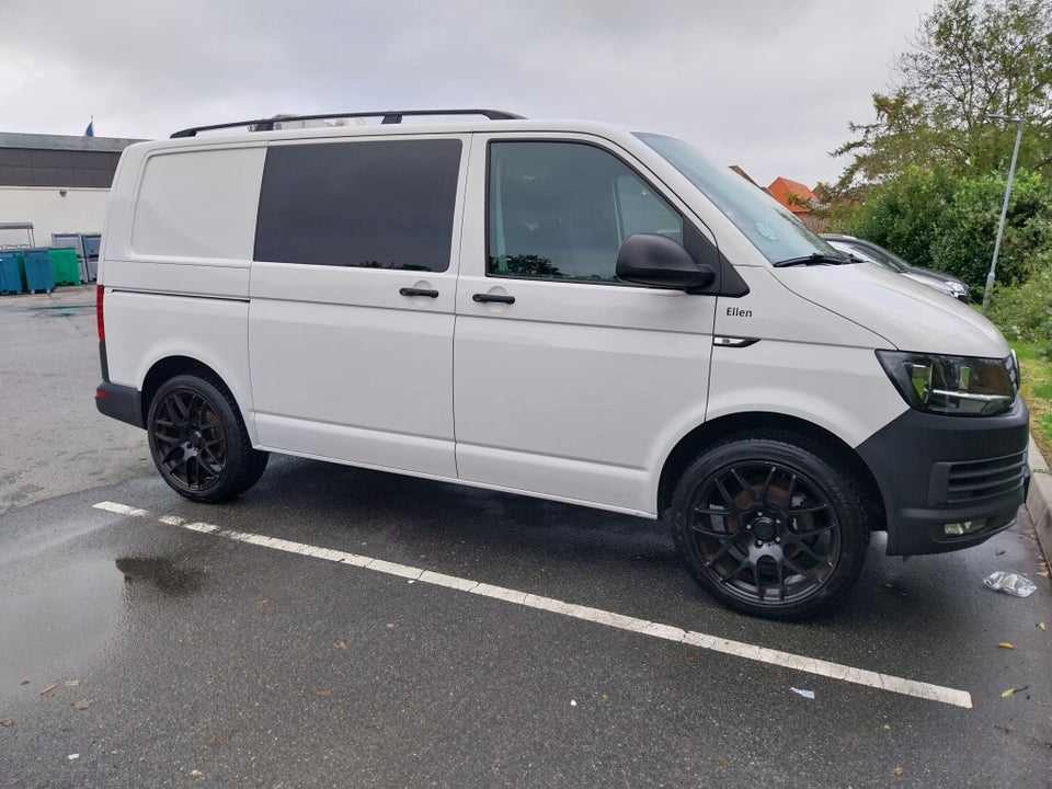 VW Transporter 2,0 TDi 150 Kassevogn kort