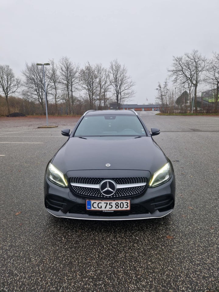Mercedes C220 d 2,0 AMG Line stc. aut. 5d