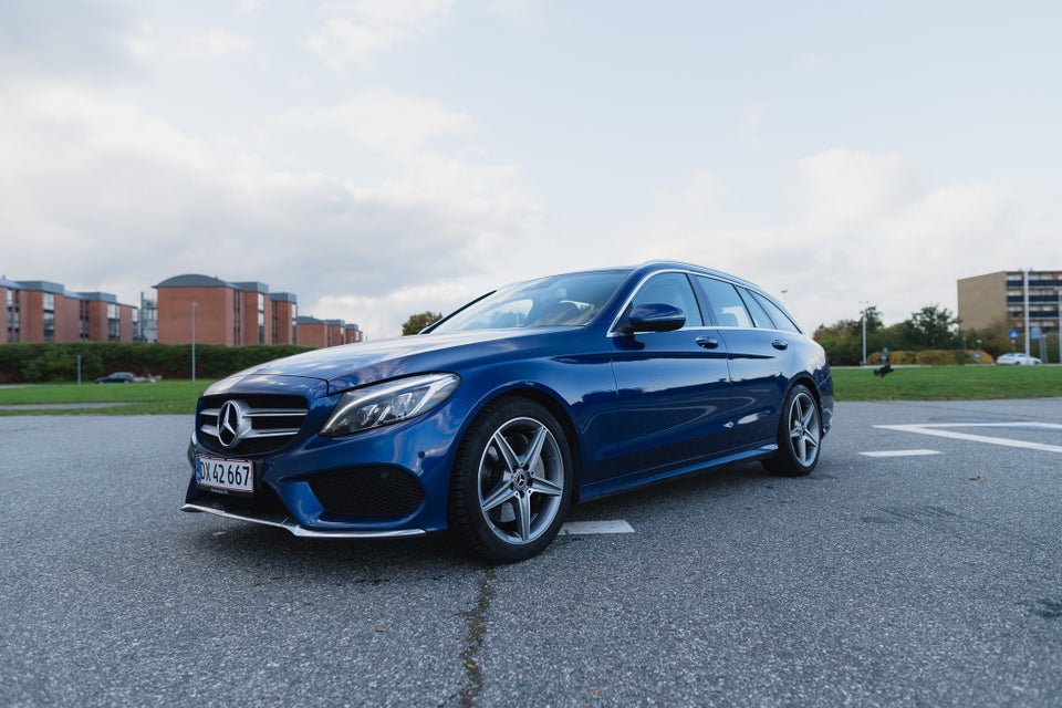 Mercedes C300 2,0 AMG Line stc. aut. 5d