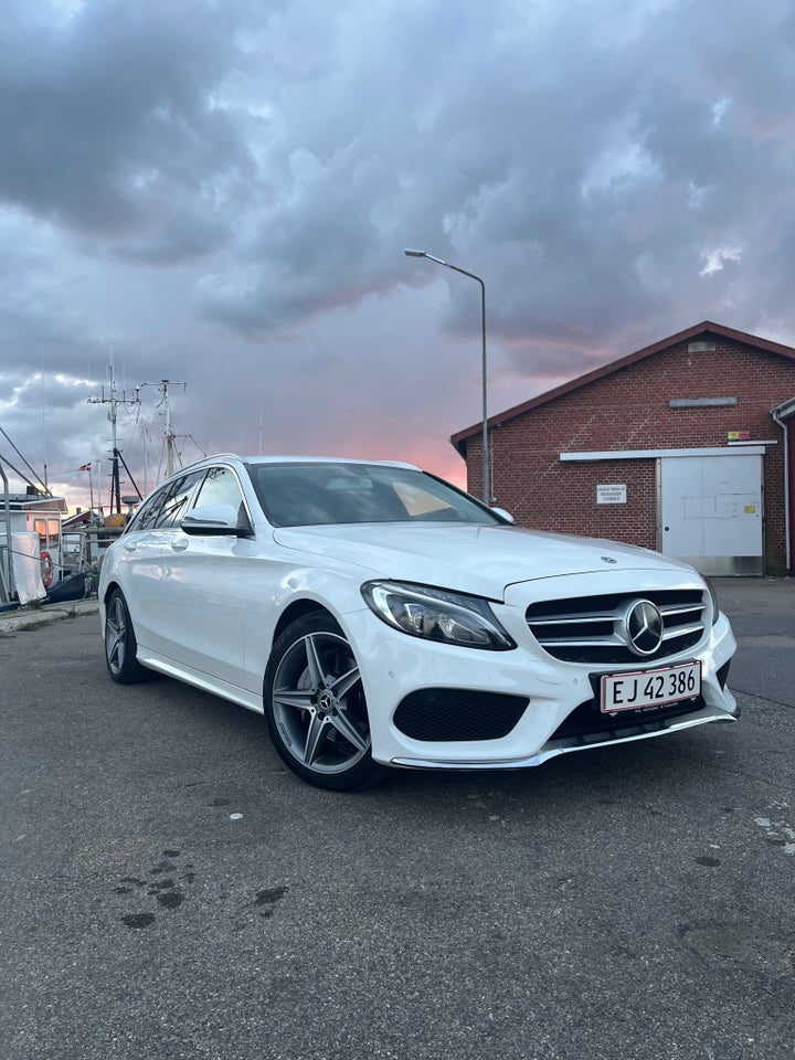 Mercedes C220 d 2,2 AMG Line stc. aut. 5d