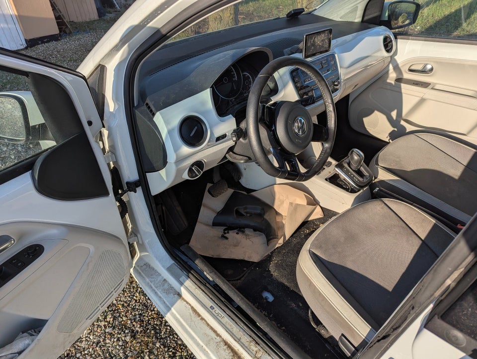 VW e-Up! High Up! 5d