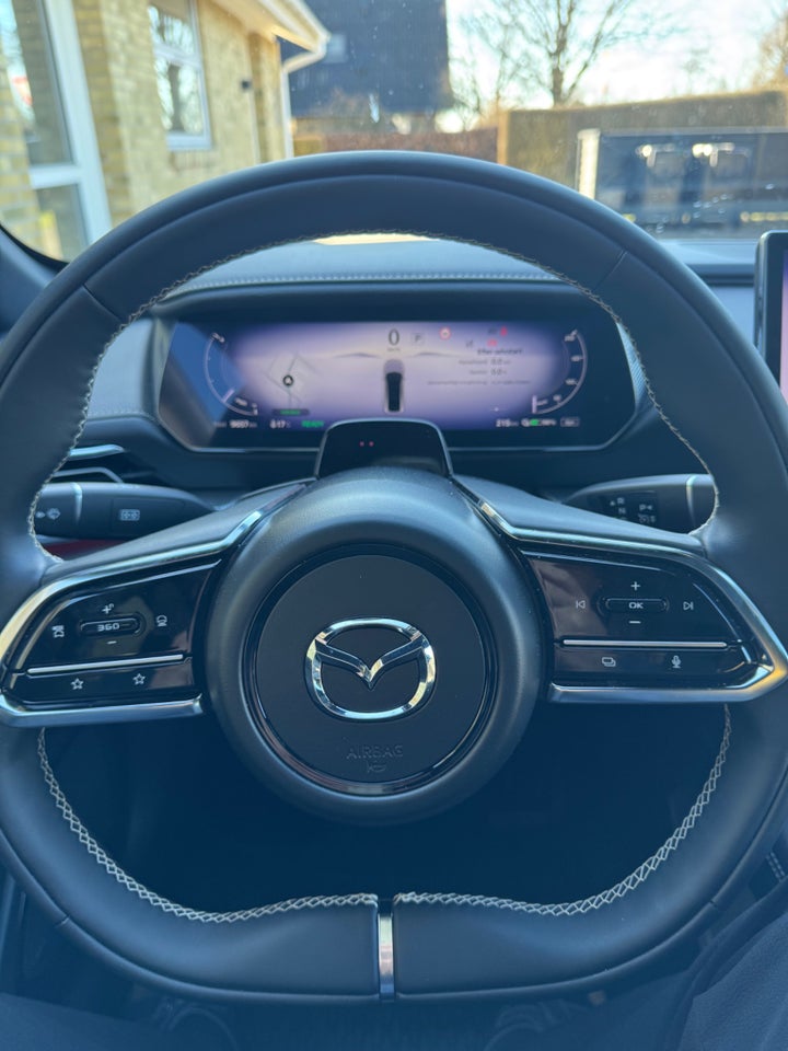 Mazda 6e Takumi Long Range 5d