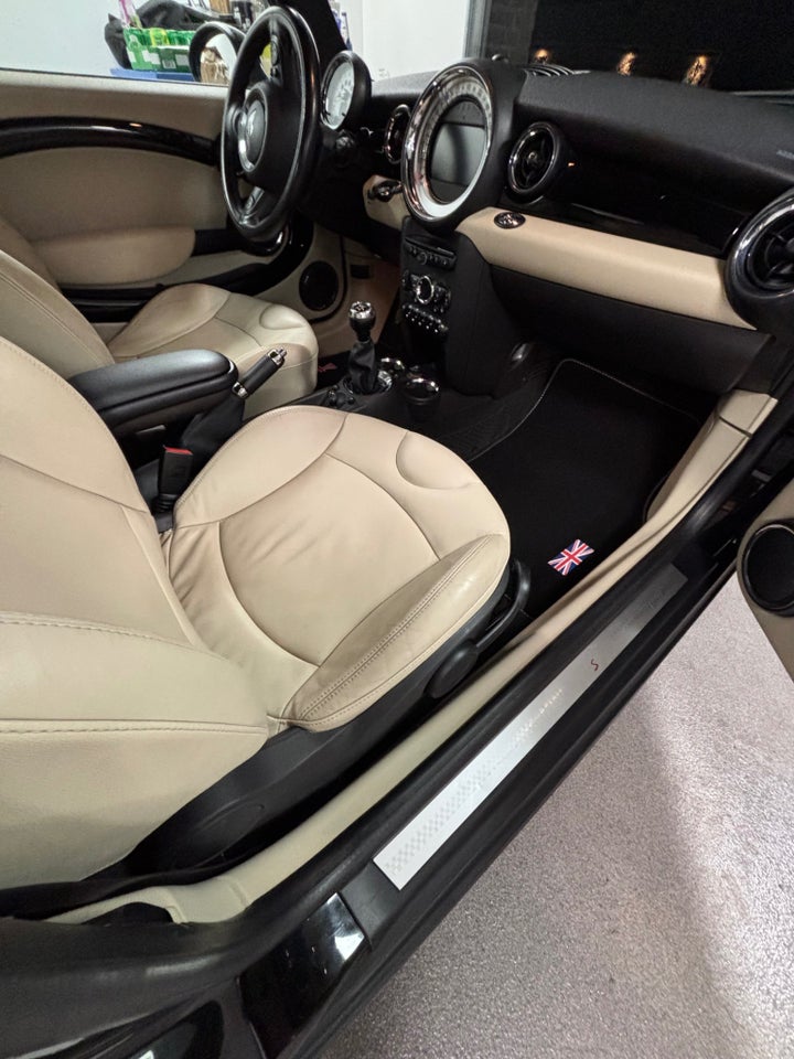 MINI Cooper S 1,6 Cabriolet 2d