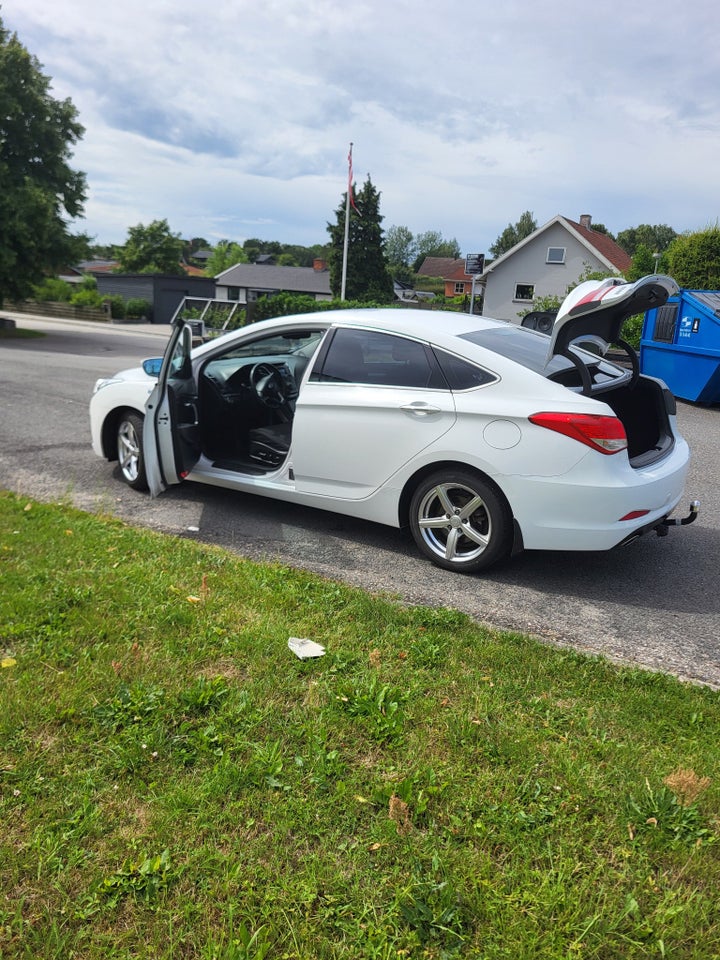 Hyundai i40 1,7 CRDi 136 Style 4d