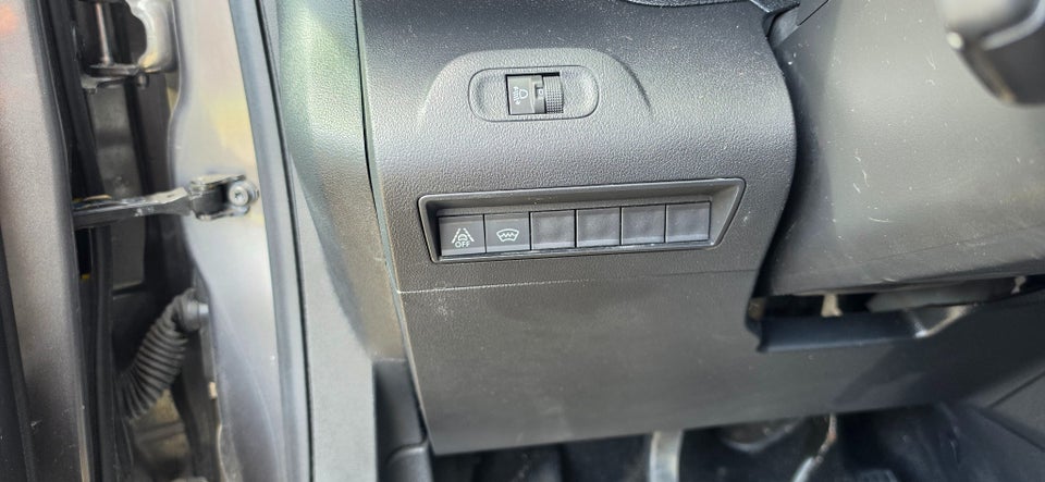 Peugeot Partner 1,5 BlueHDi 100 L1V1 Ultimate Van