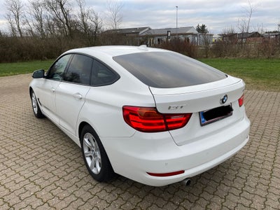 BMW 320d 2,0 Gran Turismo aut. Diesel aut. Automatgear modelår 2015 km 134000 Hvid ABS airbag servic