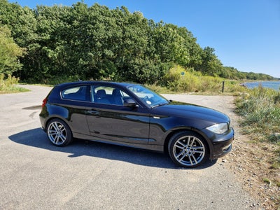 BMW 120i 2,0 Advantage 3d