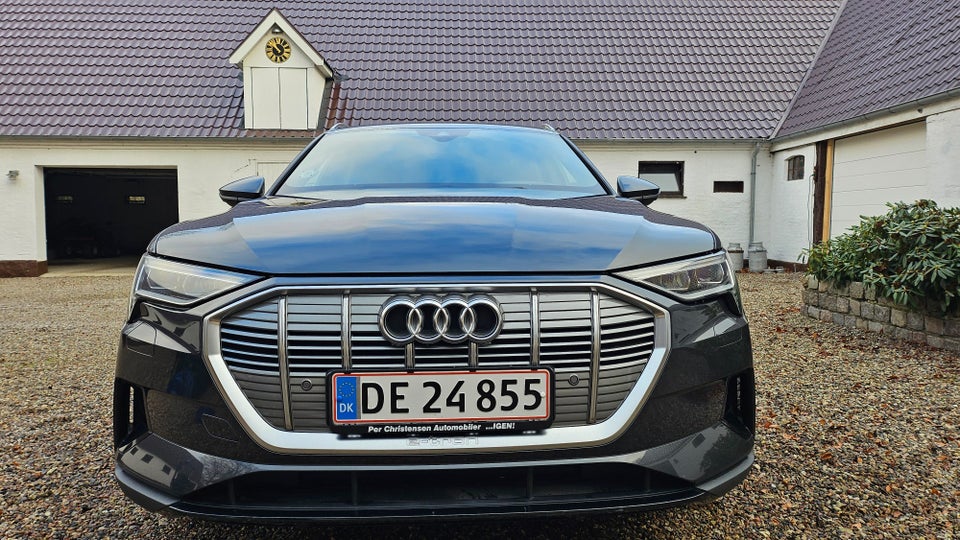 Audi e-tron 55 S-line quattro 5d