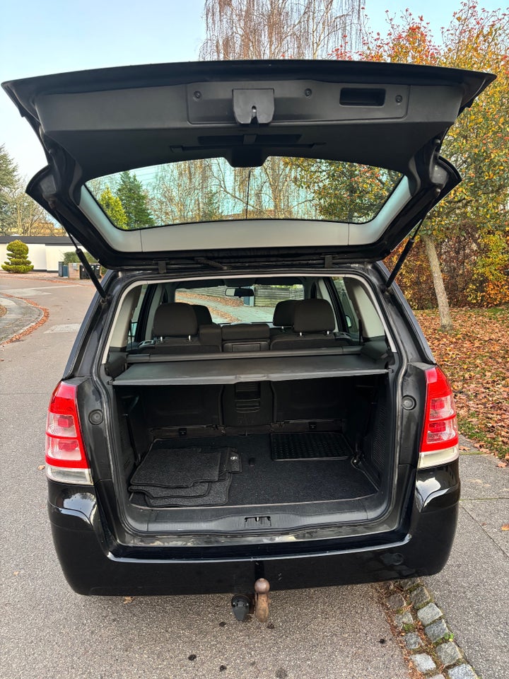 Opel Zafira 1,8 16V Classic 7prs 5d