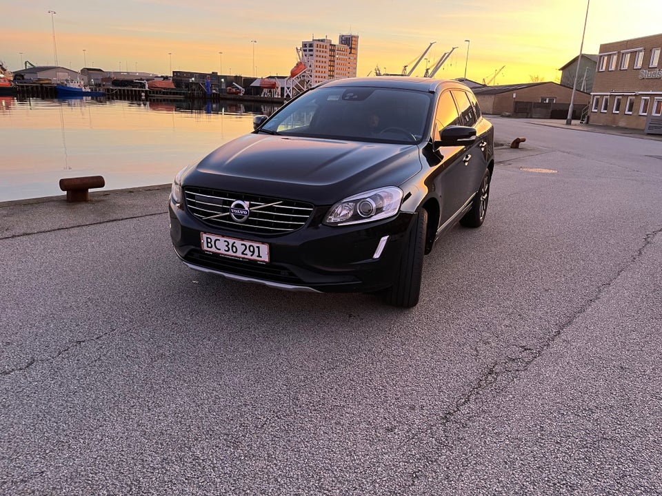 Volvo XC60 2,0 D4 190 Summum aut. 5d
