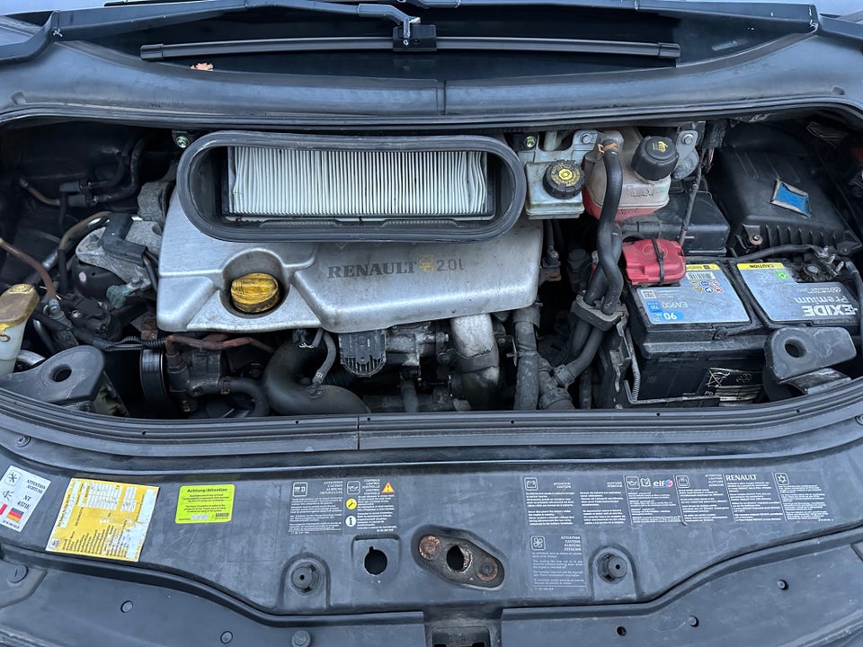 Renault Espace 2,0 dCi 130 Expression Comfort 5d