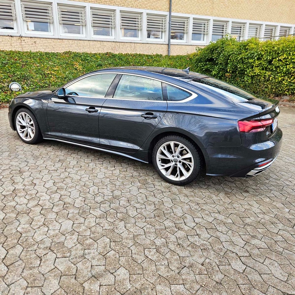 Audi A5 40 TDi S-line Sportback quattro S-tr. 5d