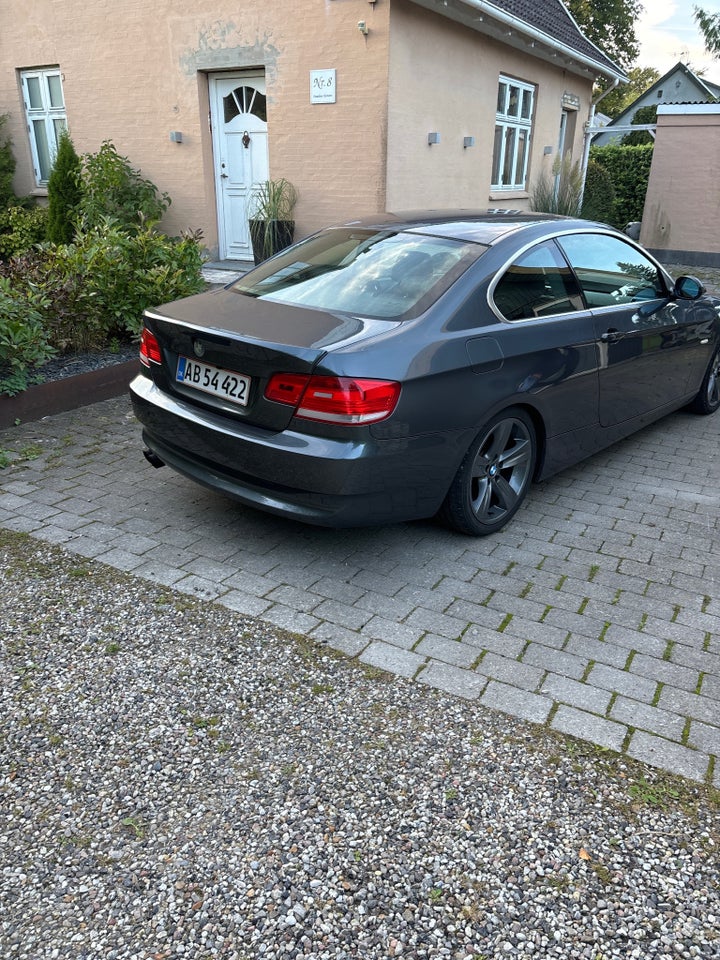 BMW 330i 3,0 Coupé 2d