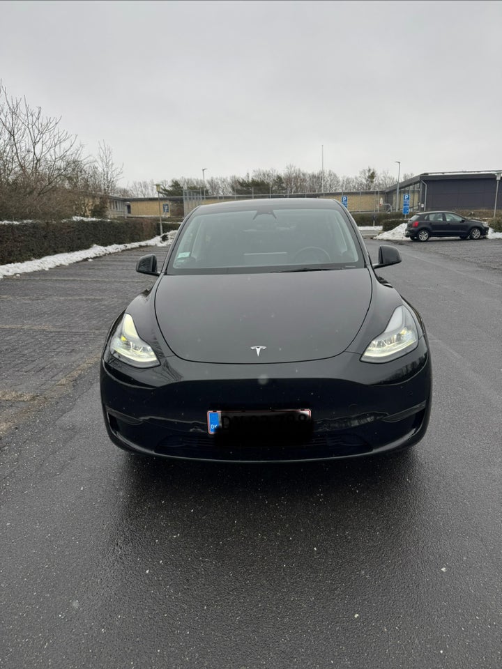 Tesla Model Y Long Range AWD 5d