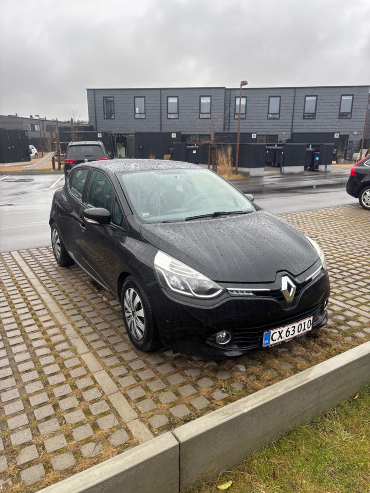 Renault Clio IV 0,9 TCe 90 Expression 5d