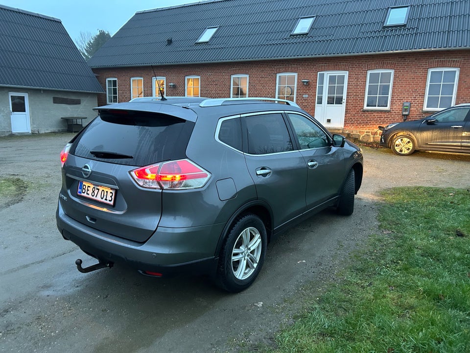 Nissan X-Trail 1,6 dCi 130 N-Connecta 7prs 5d