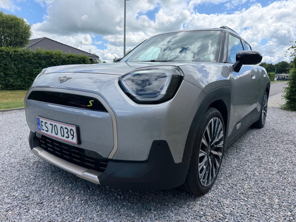 MINI Aceman SE Favoured Trim M 5d