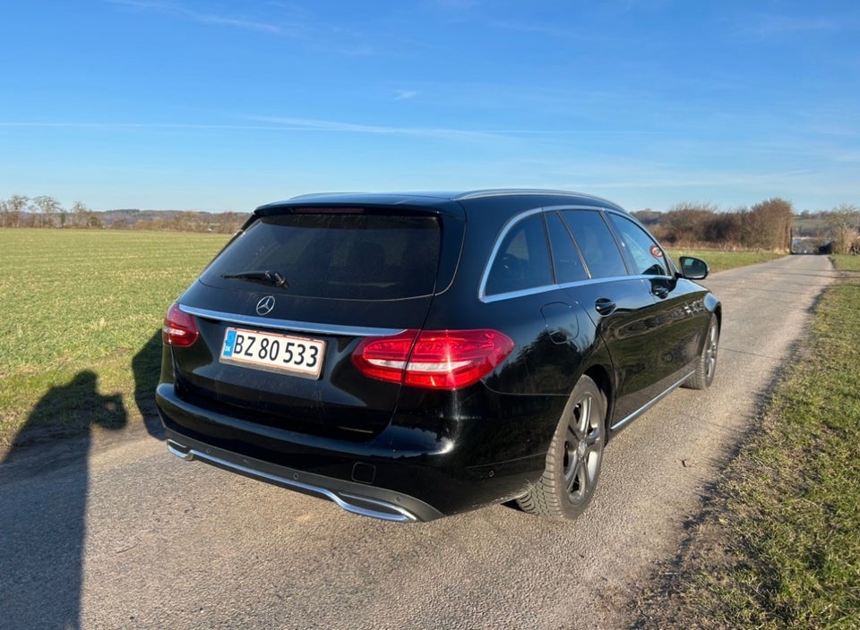 Mercedes C180 1,6 Avantgarde stc. aut. 5d