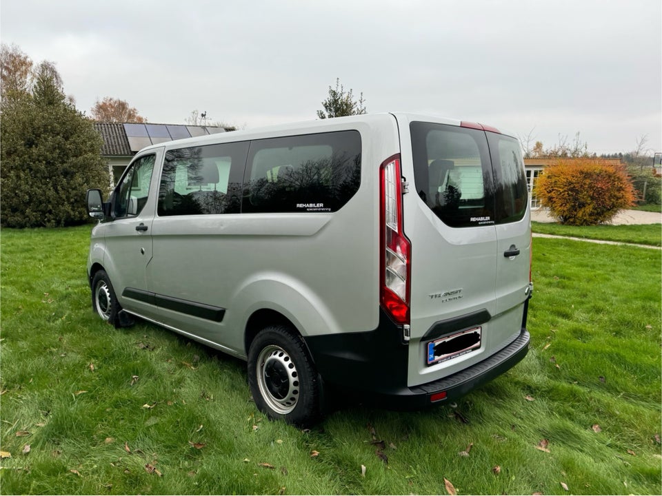 Ford Transit Custom Kombi 320S 2,0 TDCi 130 Ambiente aut. H2 FWD