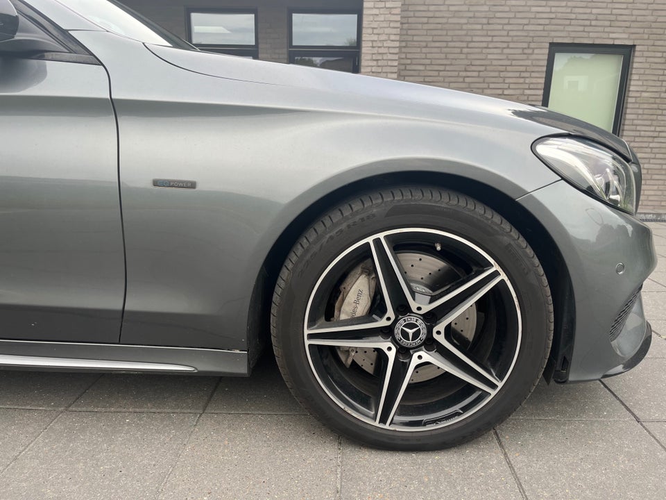 Mercedes C350 e 2,0 AMG Line stc. aut. 5d