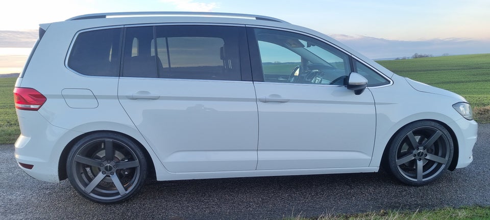 VW Touran 2,0 TDi 190 Highline DSG 7prs 5d