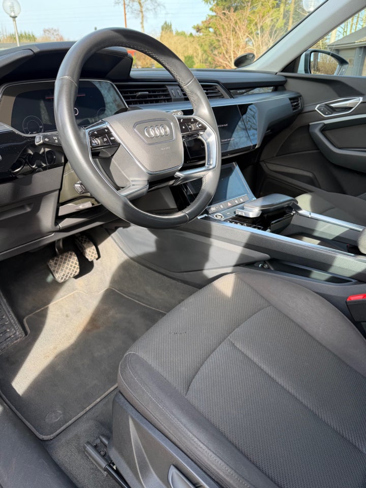 Audi e-tron 50 quattro 5d