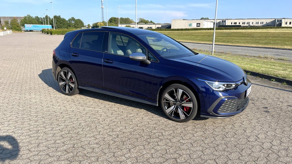 VW Golf VIII 1,4 GTE DSG 5d