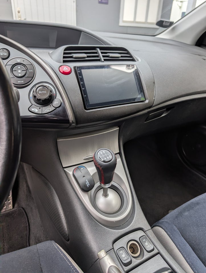 Honda Civic 1,8 Sport 5d