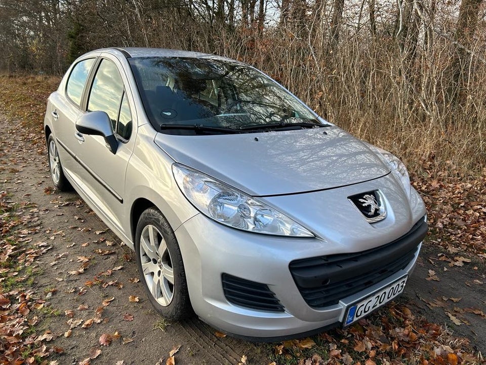 Peugeot 207 1,6 HDi 90 Comfort+ 5d