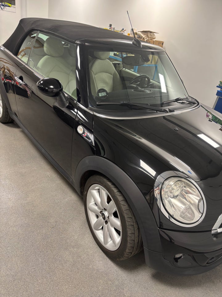 MINI Cooper S 1,6 Cabriolet 2d