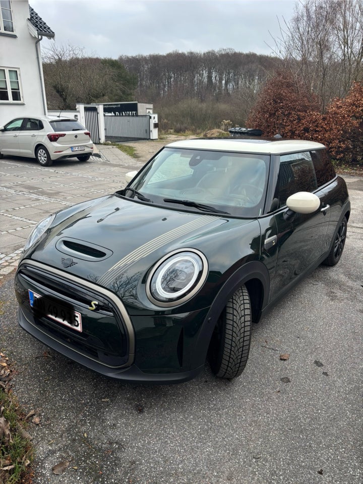 MINI Cooper SE Resolute Edition 3d