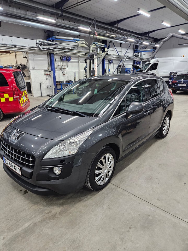 Peugeot 3008 1,6 HDi 110 Premium Cool 5d