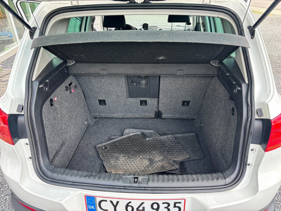 VW Tiguan 2,0 TDi 140 Track & Field DSG 4Motion 5d