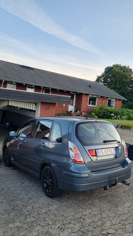 Suzuki Liana 1,6 Family 5d