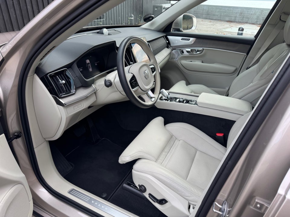 Volvo XC90 2,0 T8 ReCharge Ultra Bright aut. AWD 7prs 5d