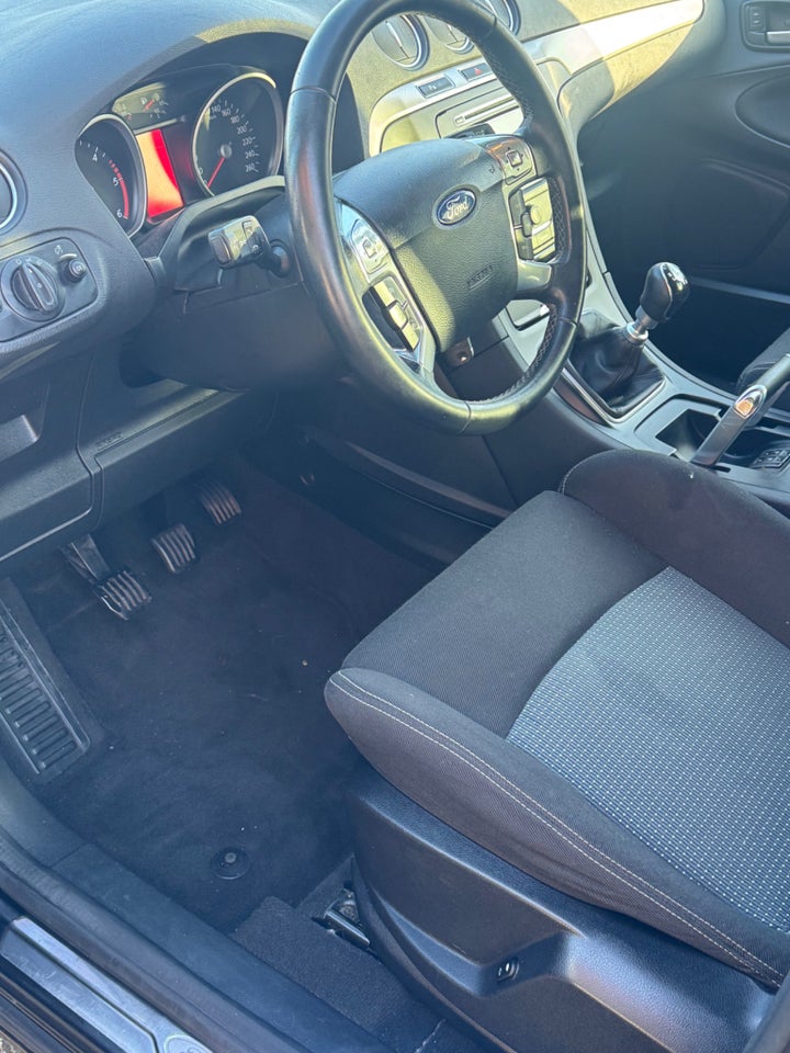 Ford S-MAX 2,0 TDCi 163 Titanium 7prs 5d