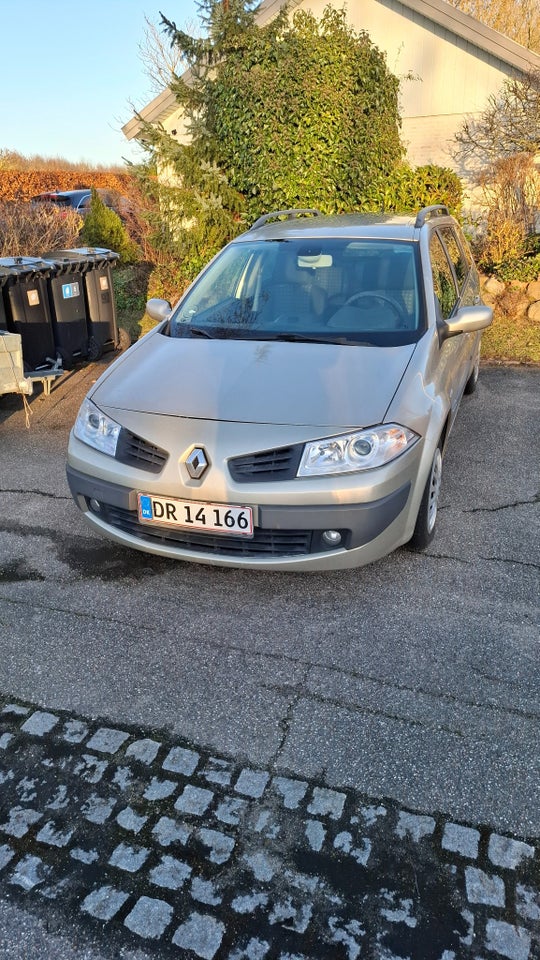 Renault Megane II 1,6 Authentique Comfort stc. 5d