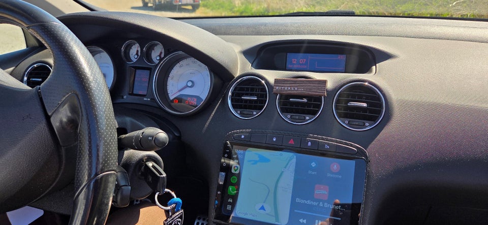 Peugeot 308 1,6 THP 150 CC 2d
