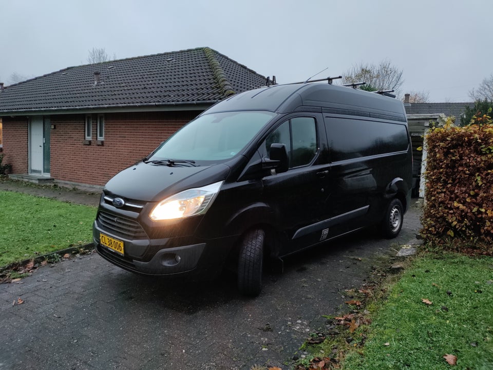 Ford Transit Custom 310L 2,2 TDCi 155 Van 5d