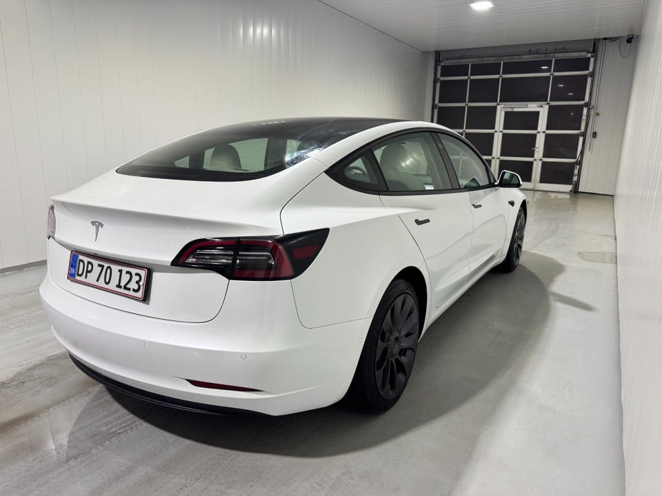 Tesla Model 3 RWD 4d