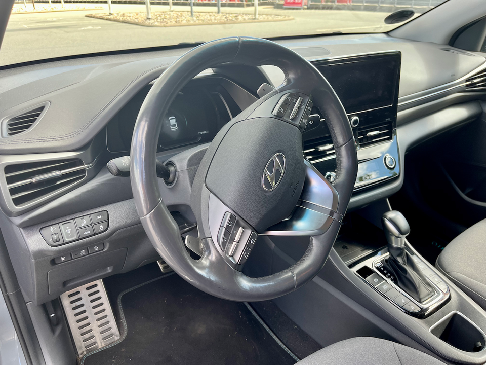Hyundai Ioniq 1,6 PHEV Premium DCT 5d