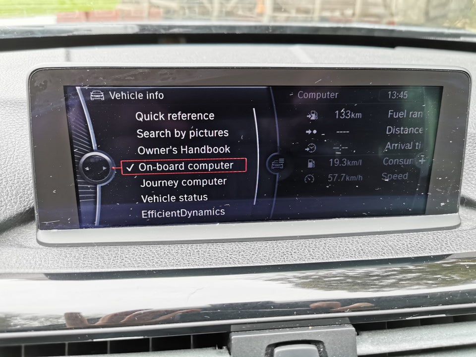 BMW 320d 2,0 Sport Line 4d