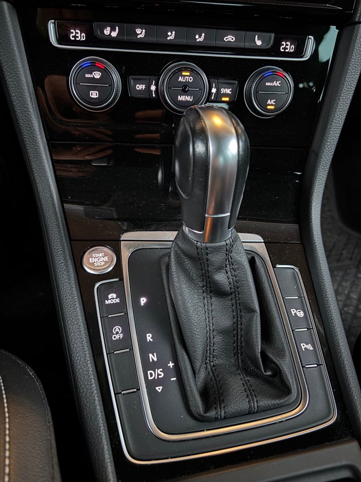 VW Golf VII 1,5 TSi 150 Highline DSG Van 5d