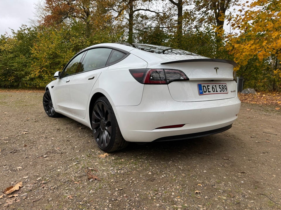 Tesla Model 3 Performance AWD 4d