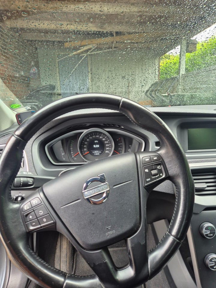 Volvo V40 1,6 D2 115 Drive-E 5d