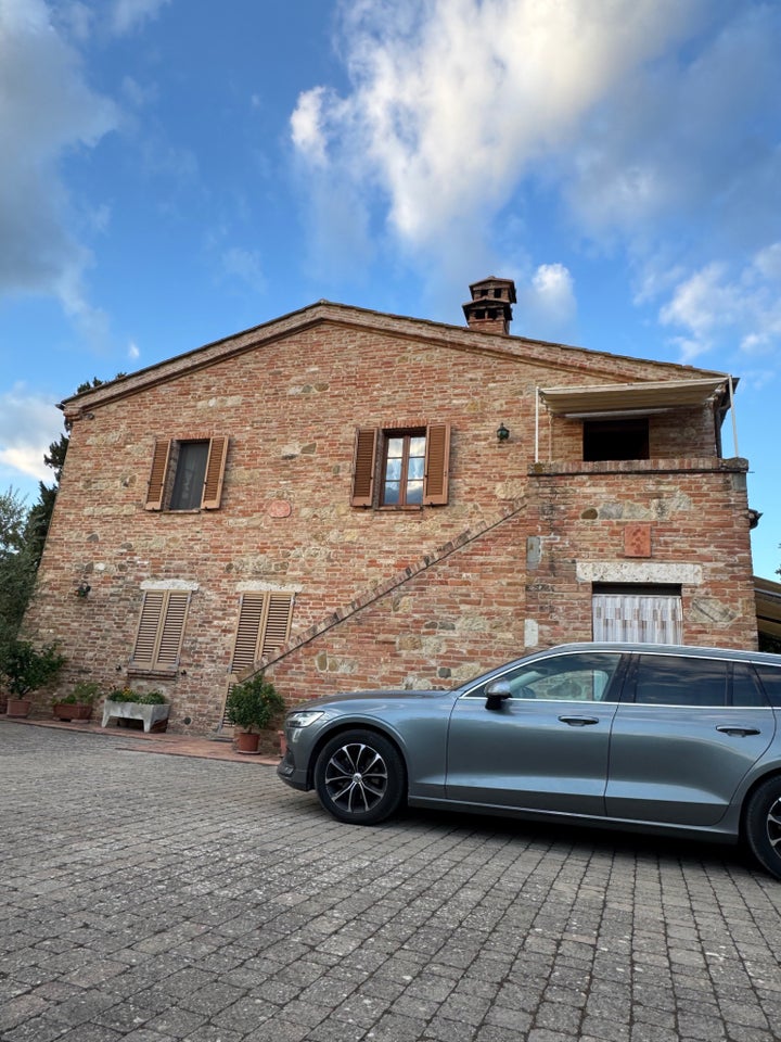 Volvo V60 2,0 D4 190 Momentum aut. 5d