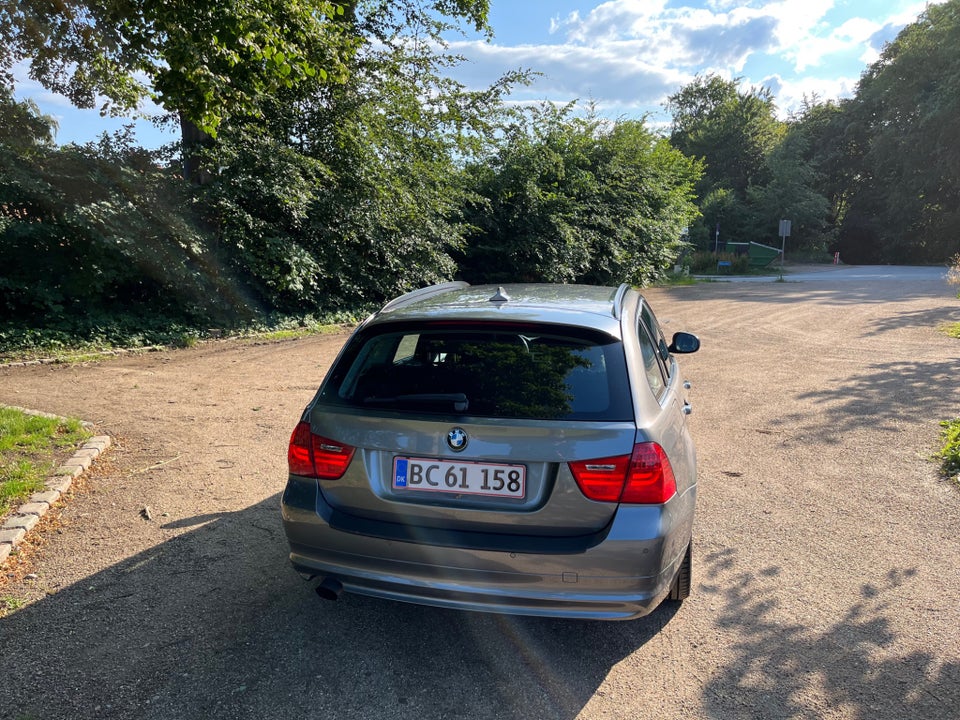 BMW 318d 2,0 Touring 5d