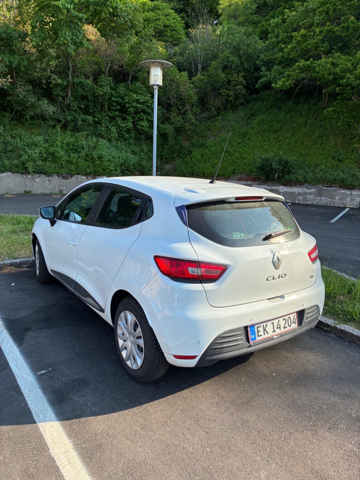 Renault Clio IV 0,9 TCe 90 Zen 5d