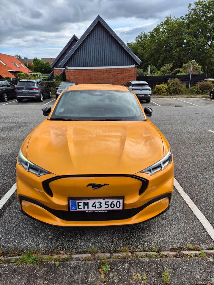 Ford Mustang Mach-E 98 Premium Extended Range 5d